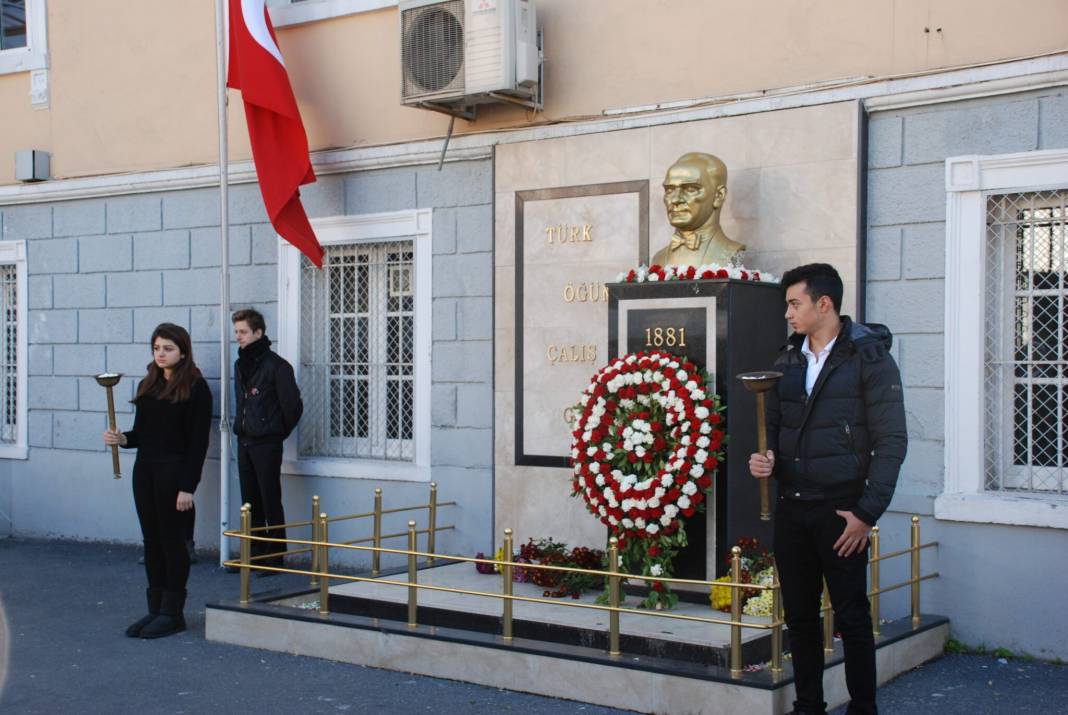 10 Kasım törenlerine tüm öğretmenler ve öğrenciler katılacak mı? 3