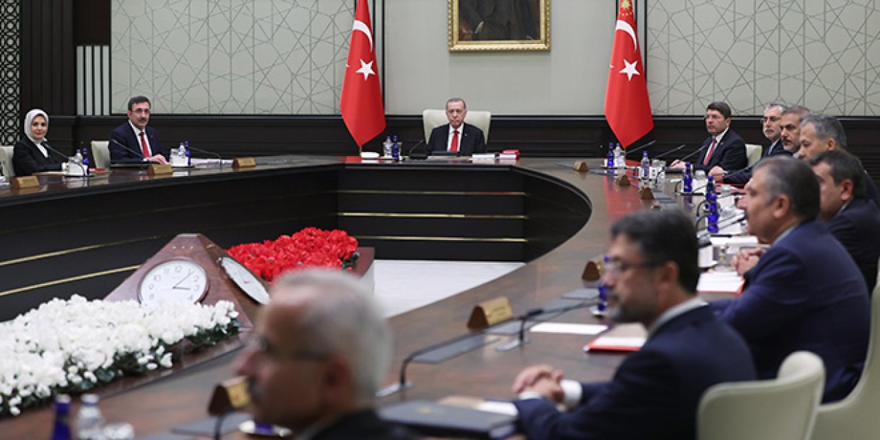 Milyonların gözü bu toplantıda! Kabinenin masasında memur ve emeklilerin maaş artışları var