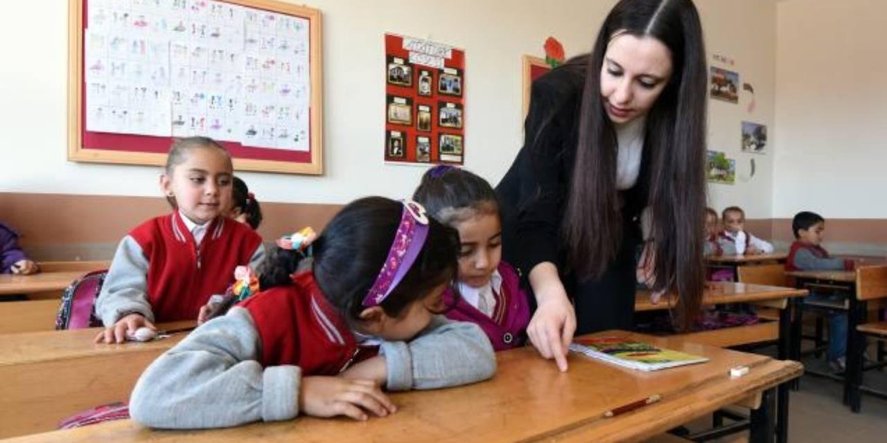 Öğretmen atamaları ve mülakat açıklaması geldi