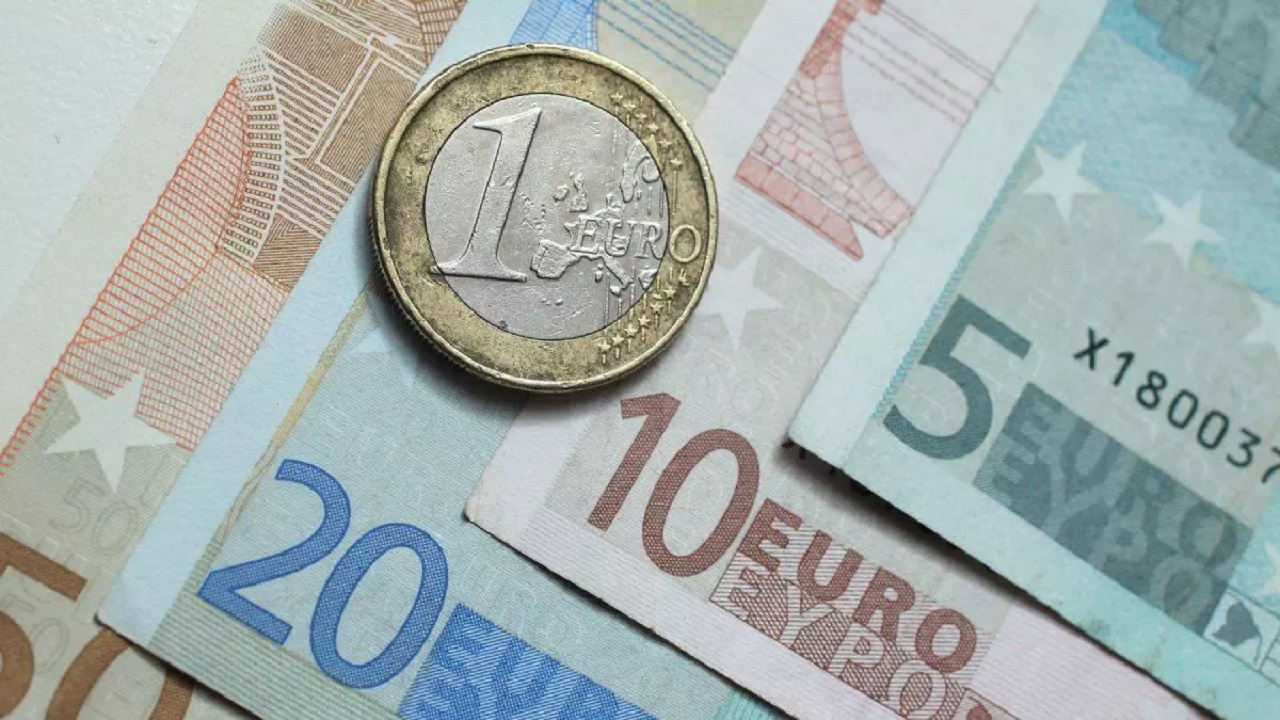 Euro yükselişte hız kesmiyor! Tekrar zirve yaptı: 21 TL sınırını aşarak rekora koşuyor!