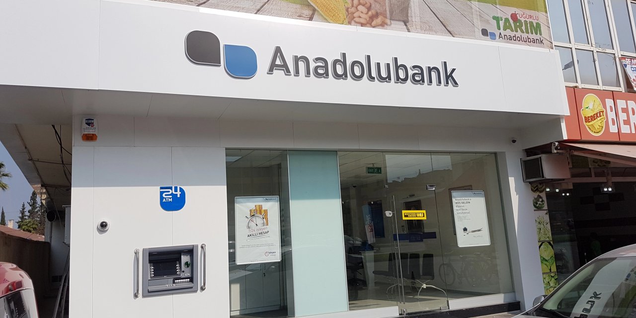 AnadoluBank Farklı Kadrolara Personel Alımı Yapacak! Başvuru Şartları Nelerdir?