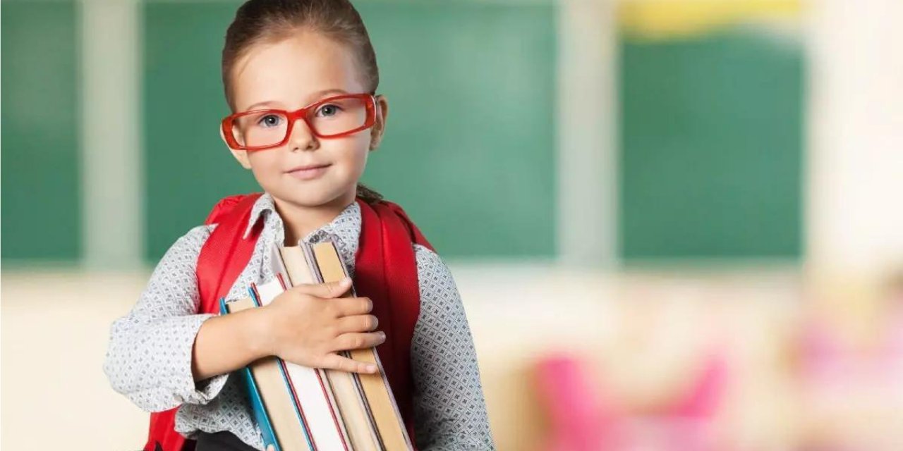 Sırt çantaları hafifliyor! MEB'den dönemlik kitap adımı!