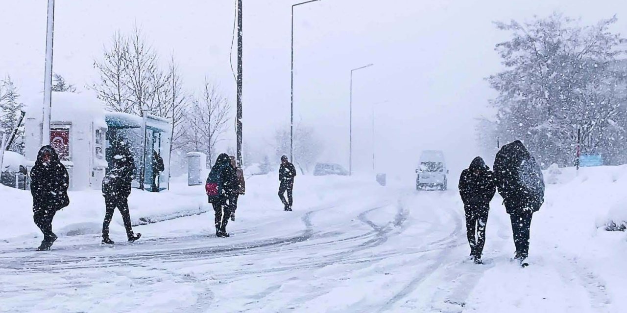 Valilik kararıyla o illerde okullar bir gün tatil edildi